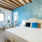 בית הארחה Residenza San Silvestro ונציה