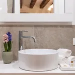 בית הארחה Residenza San Silvestro ונציה